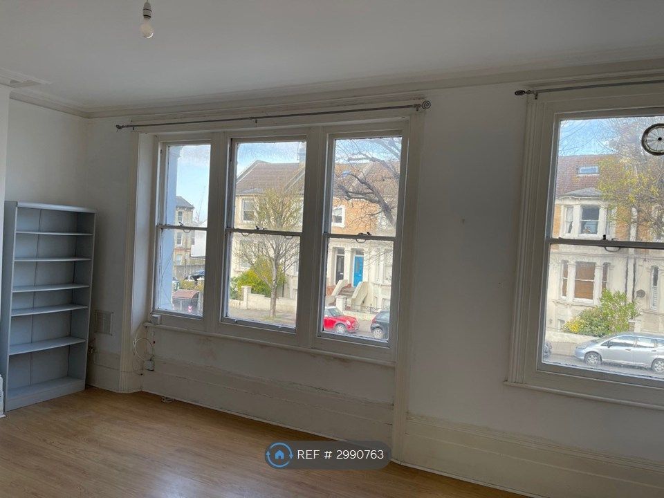 Property photo 3 of 15 Lounge With Large Windows