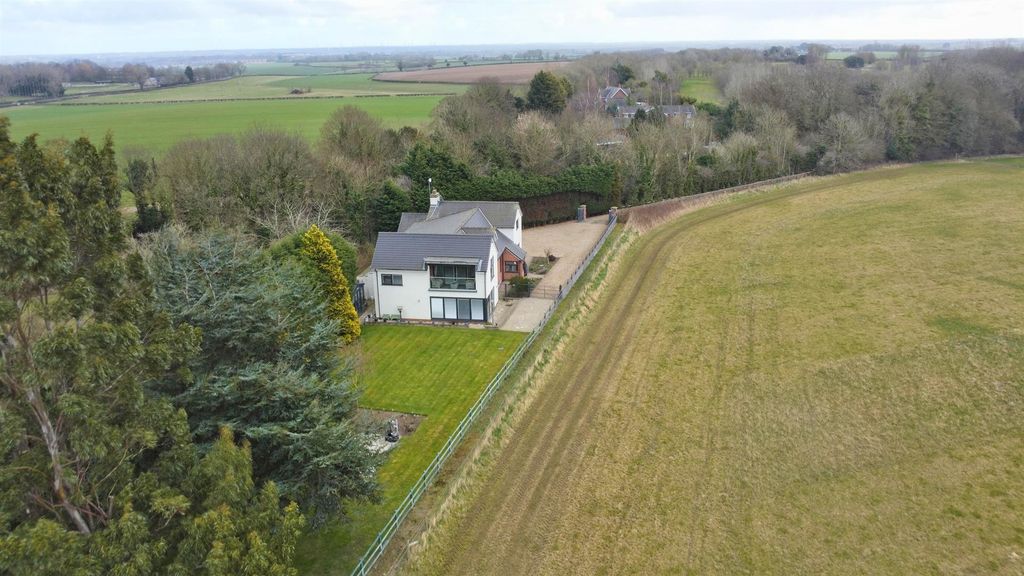 Property photo 1 of 56 Dji_0250-Dji_0252_Lzn.Jpg