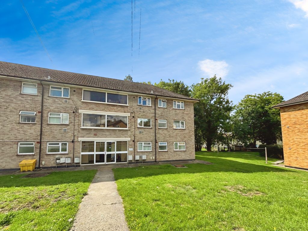 Property photo 1 of 9 E87A670A-Photo 209