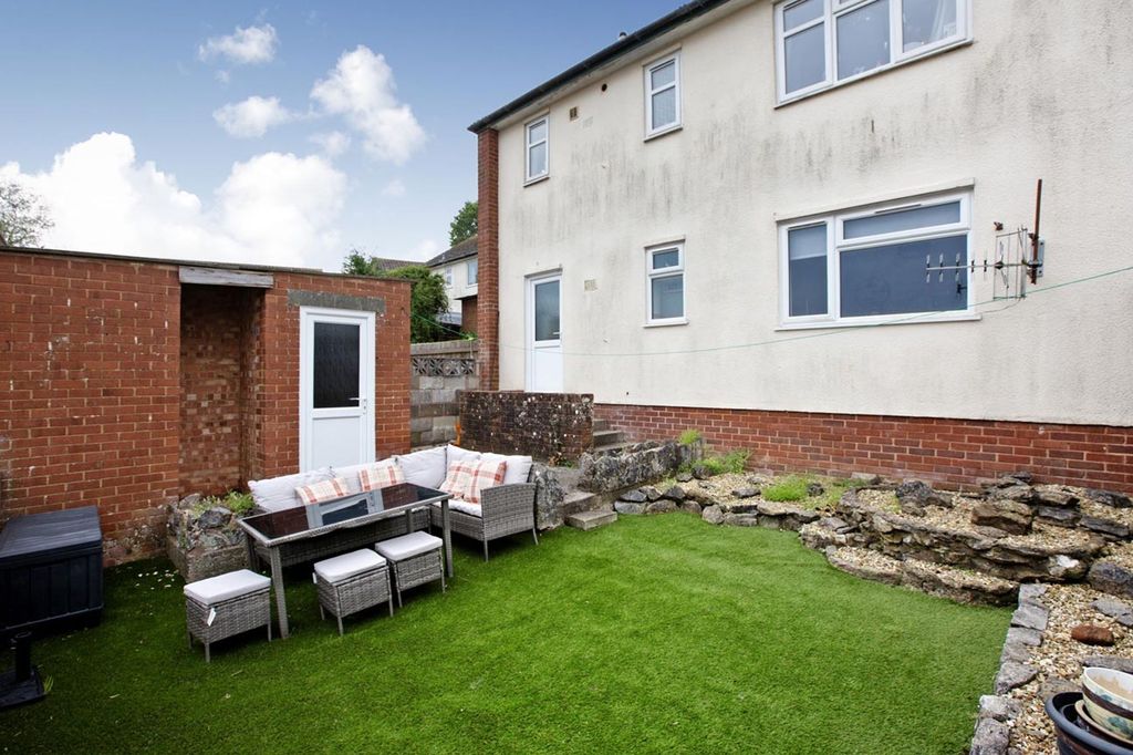 Additional image 4 of 2 bed flat for saleCoronation Avenue, Dawlish EX7