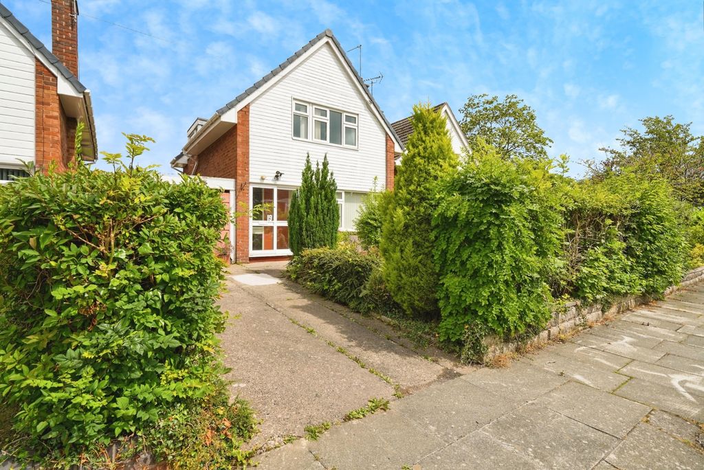 Property photo 1 of 17 Front