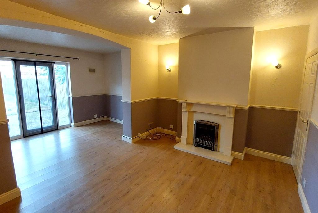 Property photo 3 of 11 Living Area