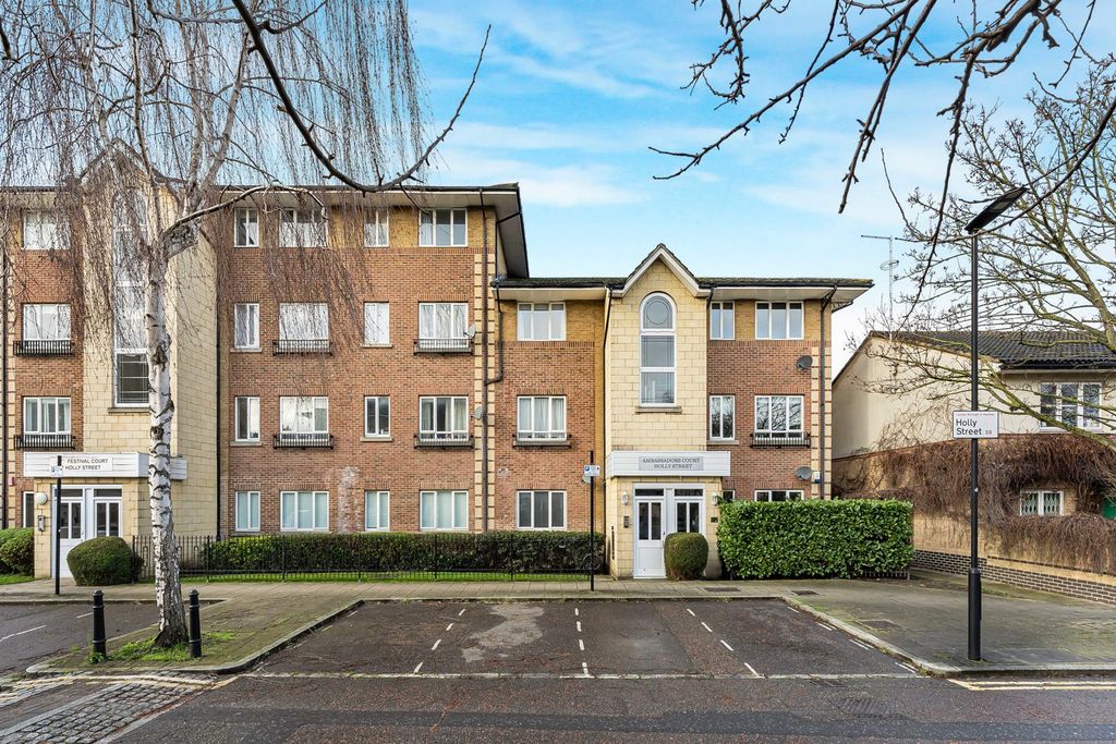 Property photo 1 of 13 Exterior