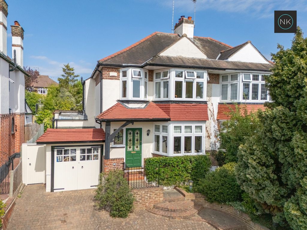 Property photo 1 of 32 5352471