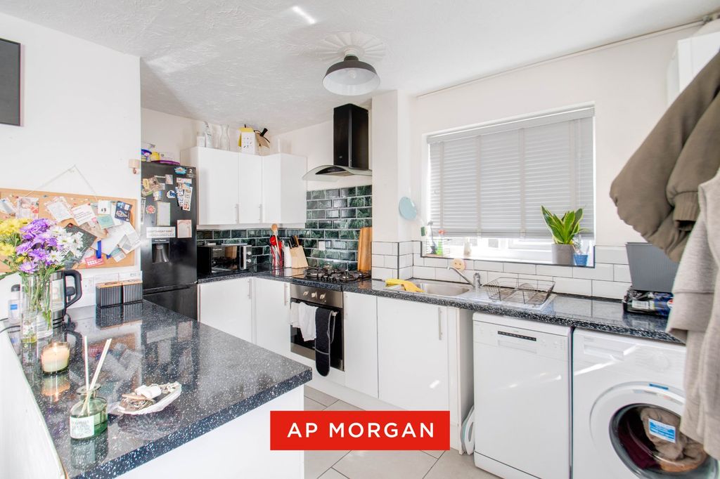 Property photo 3 of 9 Picture No. 07