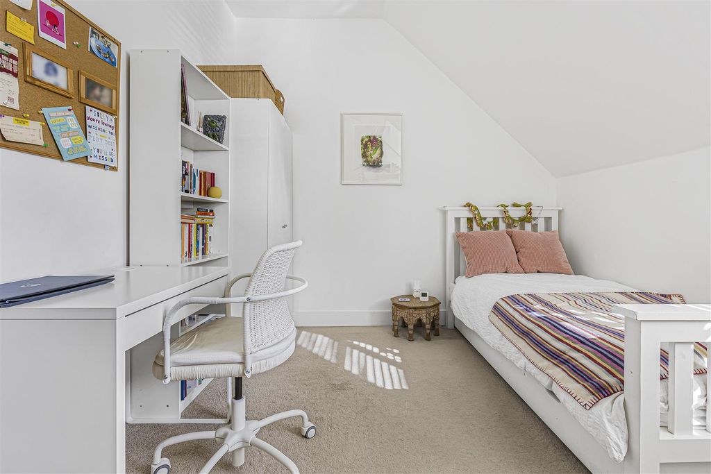 Additional image 17 of 3 bed semi-detached house for saleWillis Grove, Balls Park, Hertford SG13
