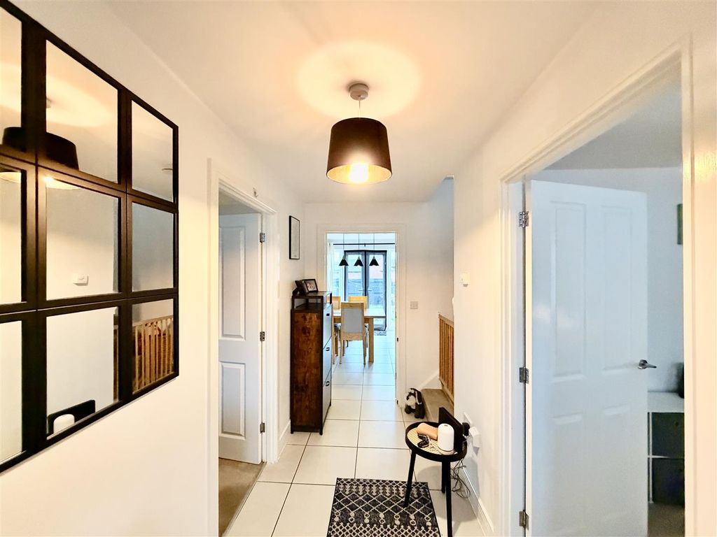 Property photo 3 of 25 3