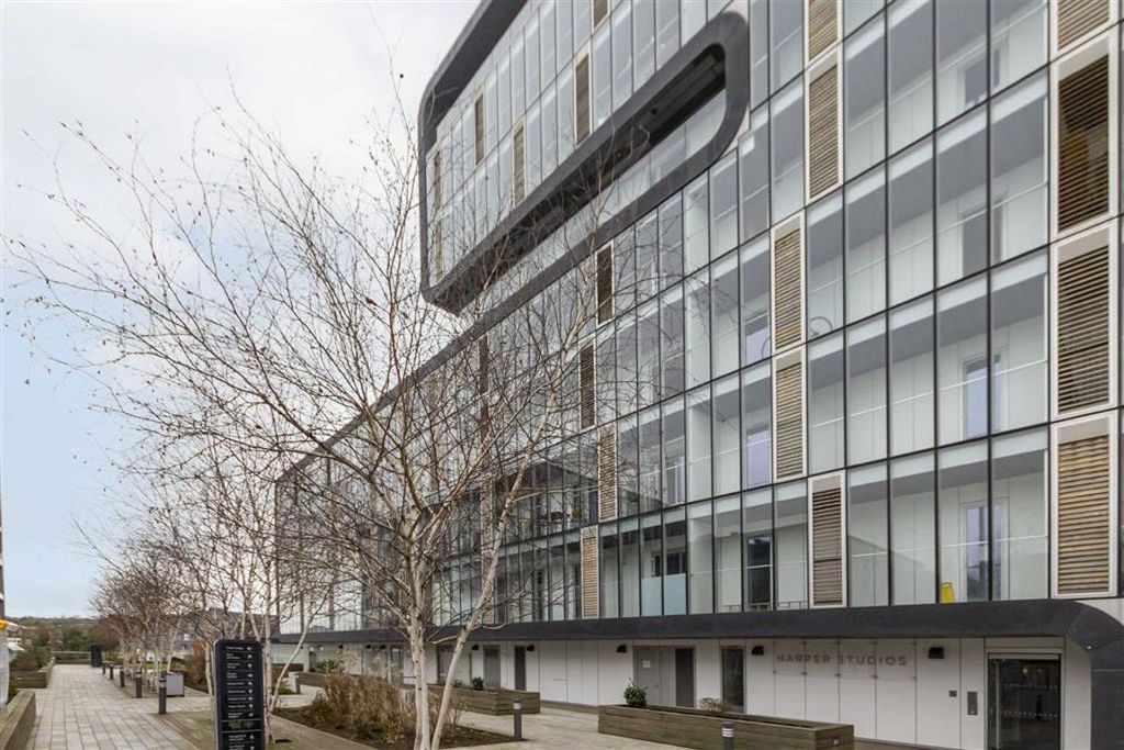 Property photo 1 of 9