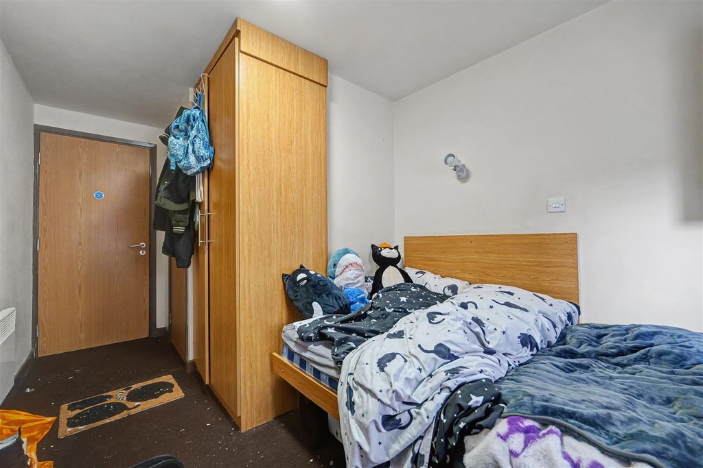 Property photo 3 of 15 27_P2317505.Jpeg