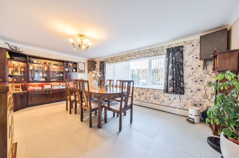 Property photo 3 of 27 Dining Room