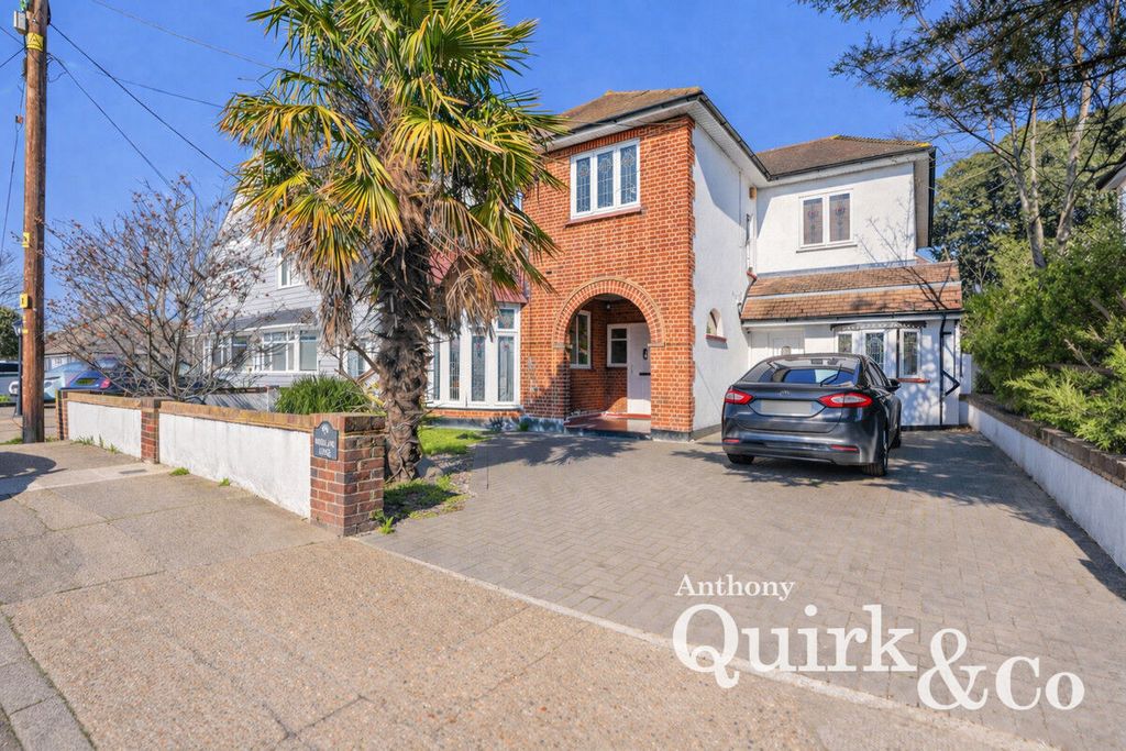 Property photo 1 of 25