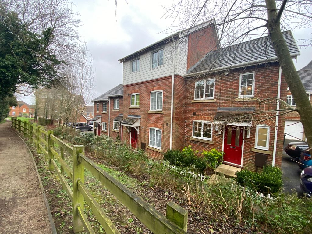 Property photo 1 of 25