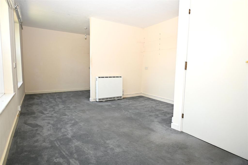 Property photo 2 of 13 Living Room