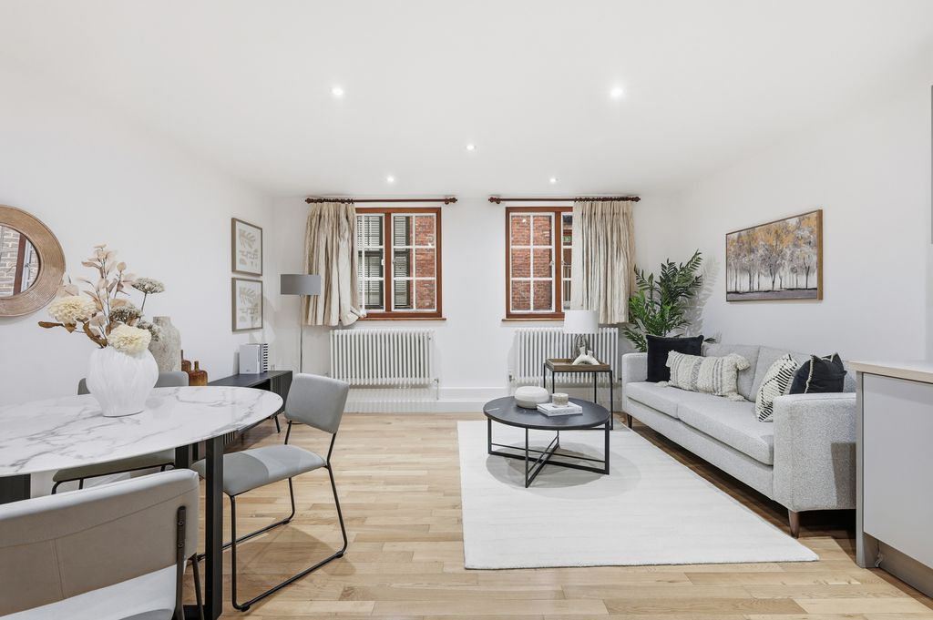 Property photo 3 of 20 Photo 3