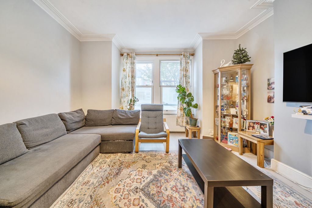 Property photo 3 of 14 1347335-15-68B5c4...