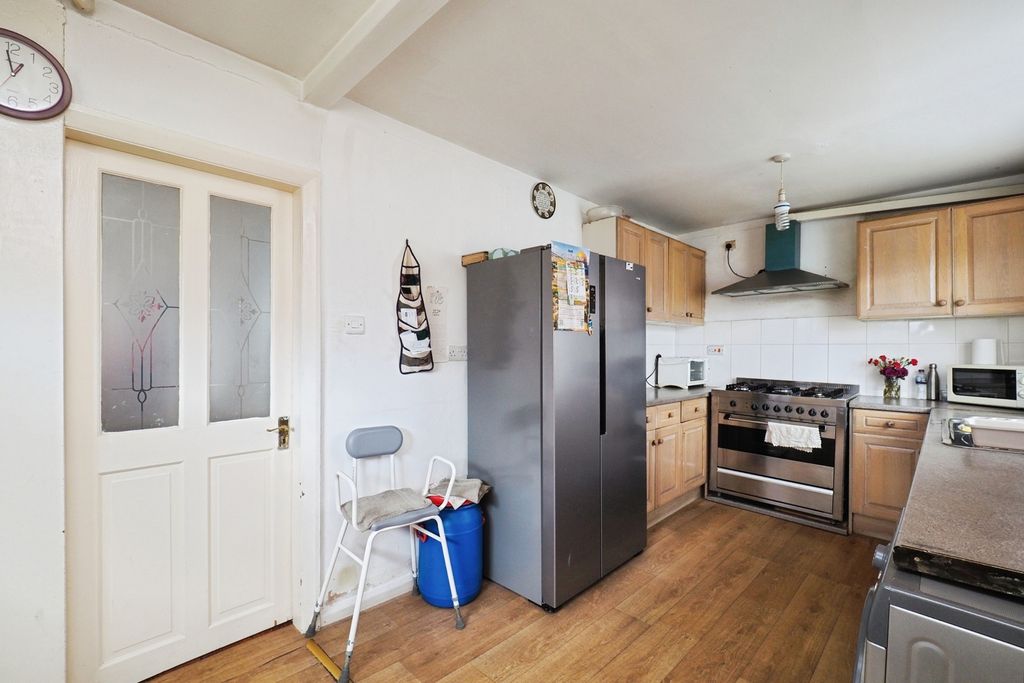Property photo 2 of 13 Pbox-Img.Jpg
