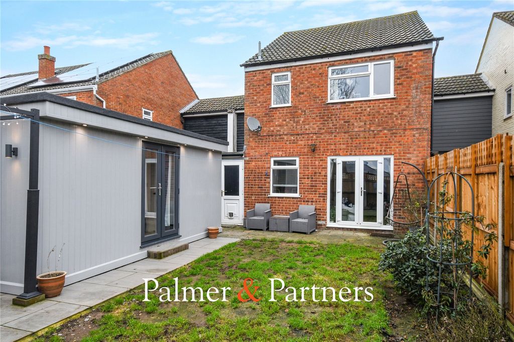 Property photo 3 of 23 Picture No. 03