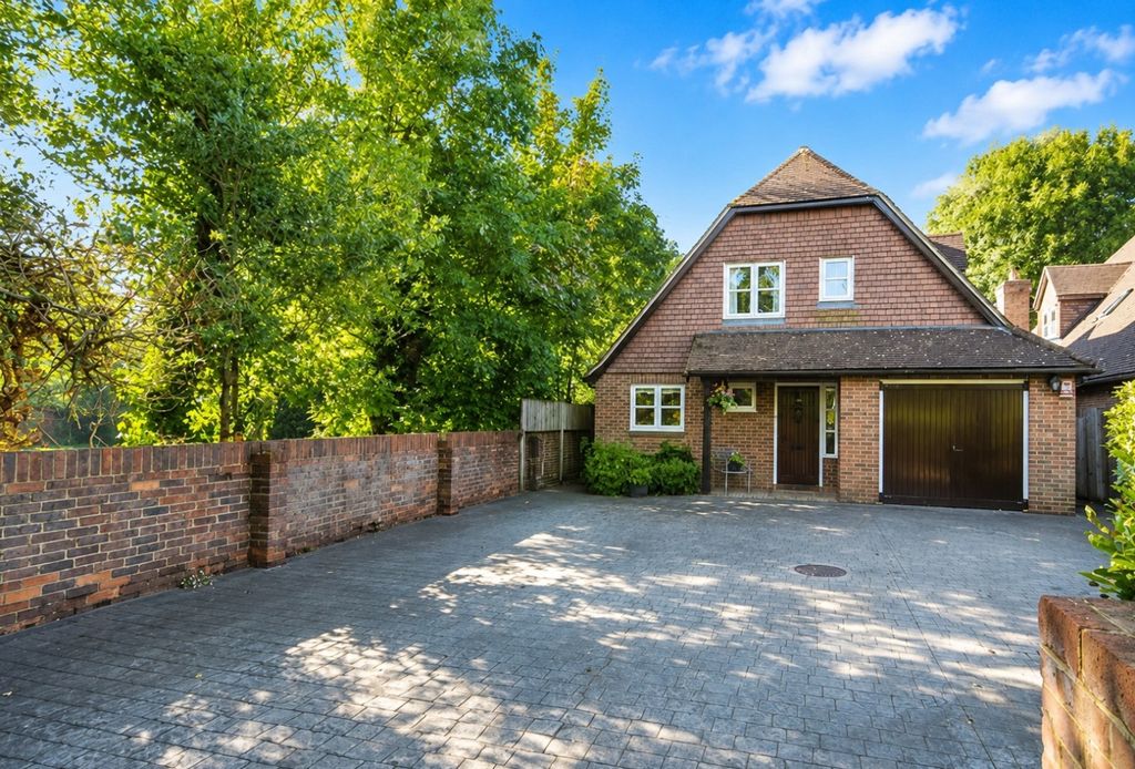 4 bed detached house for saleVillage Road, Egham, Surrey TW20