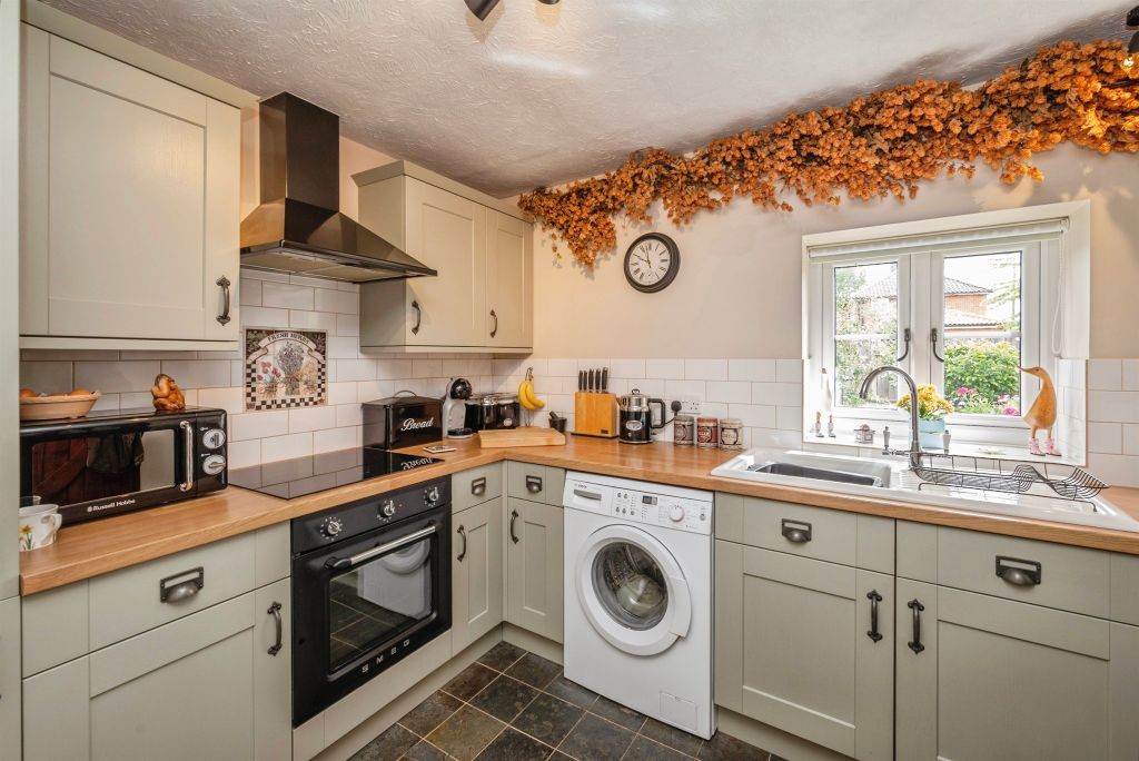 Property photo 3 of 17