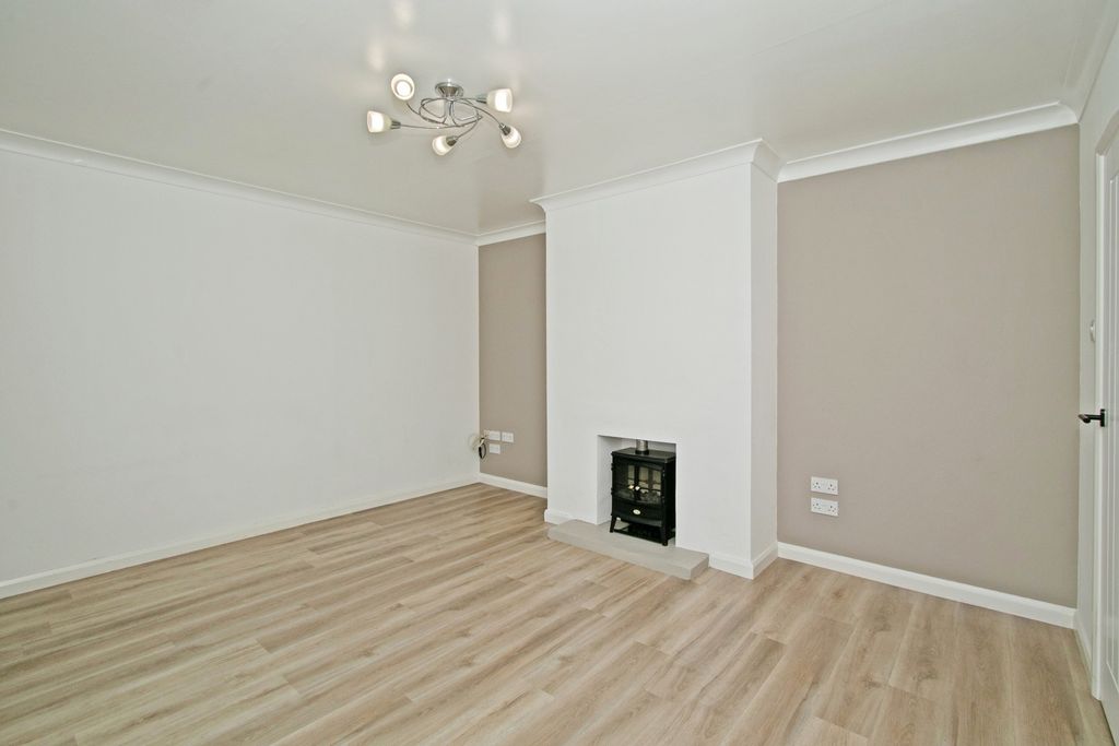 Property photo 2 of 17 Pbox-Img.Jpg
