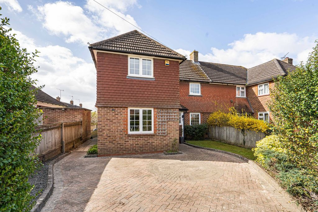 Property photo 1 of 24