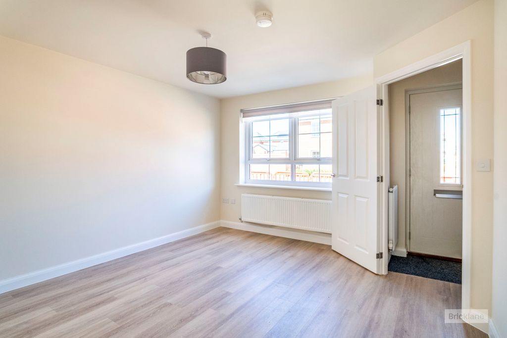 Property photo 3 of 13 Living Room