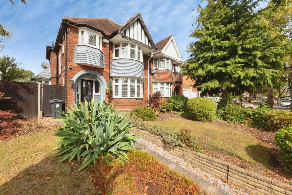 Property photo 1 of 20