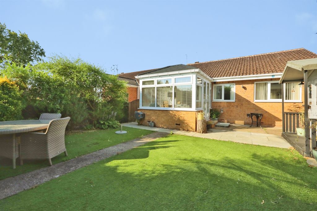 Property photo 2 of 17