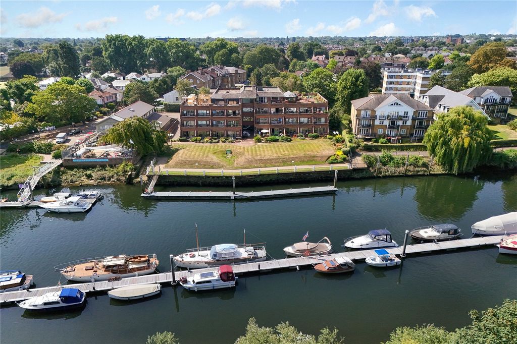 Property photo 2 of 23 Picture No. 10