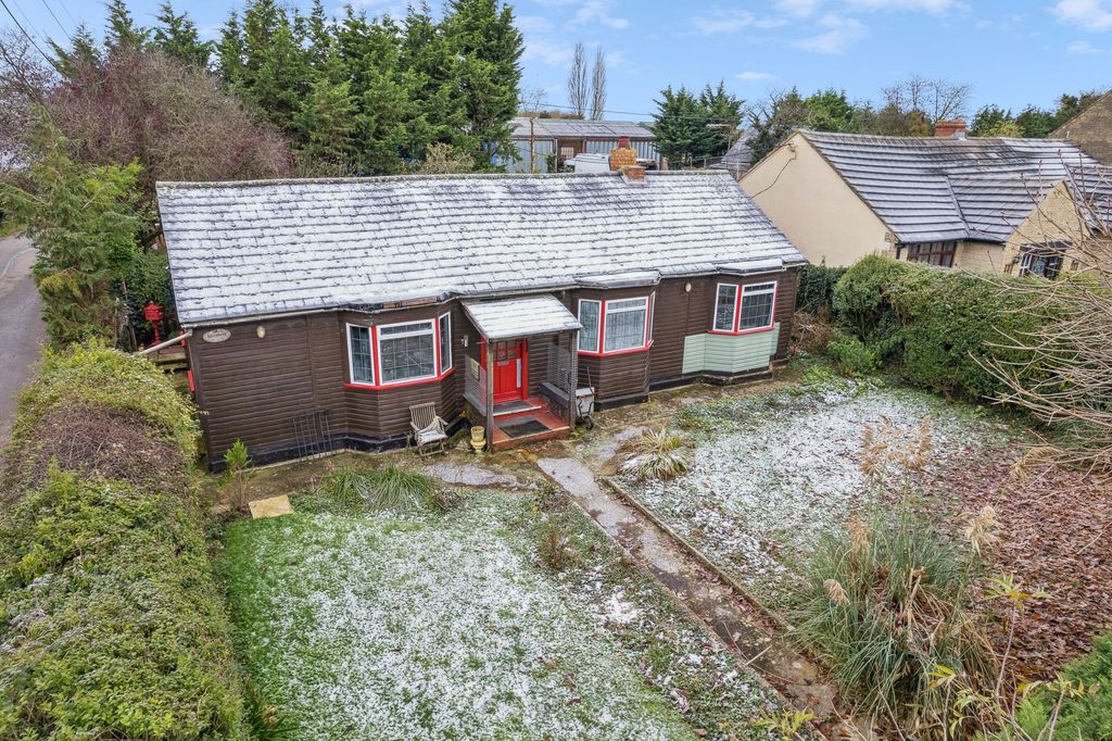 Property photo 2 of 9