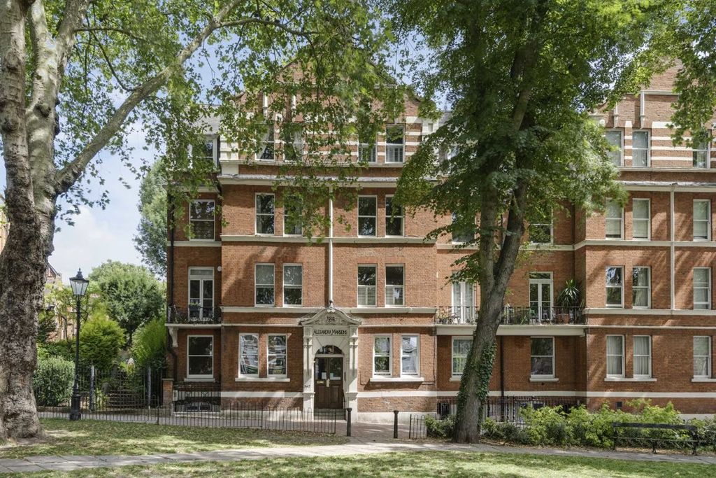 Property photo 1 of 5