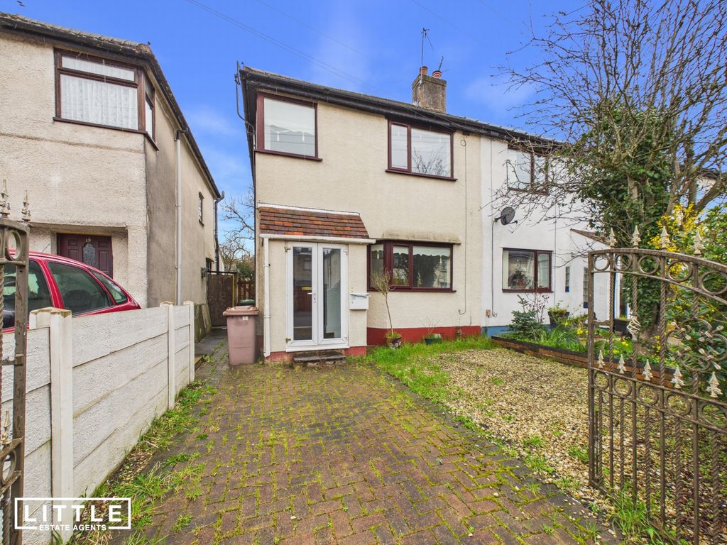 Property photo 1 of 19 Photo 3