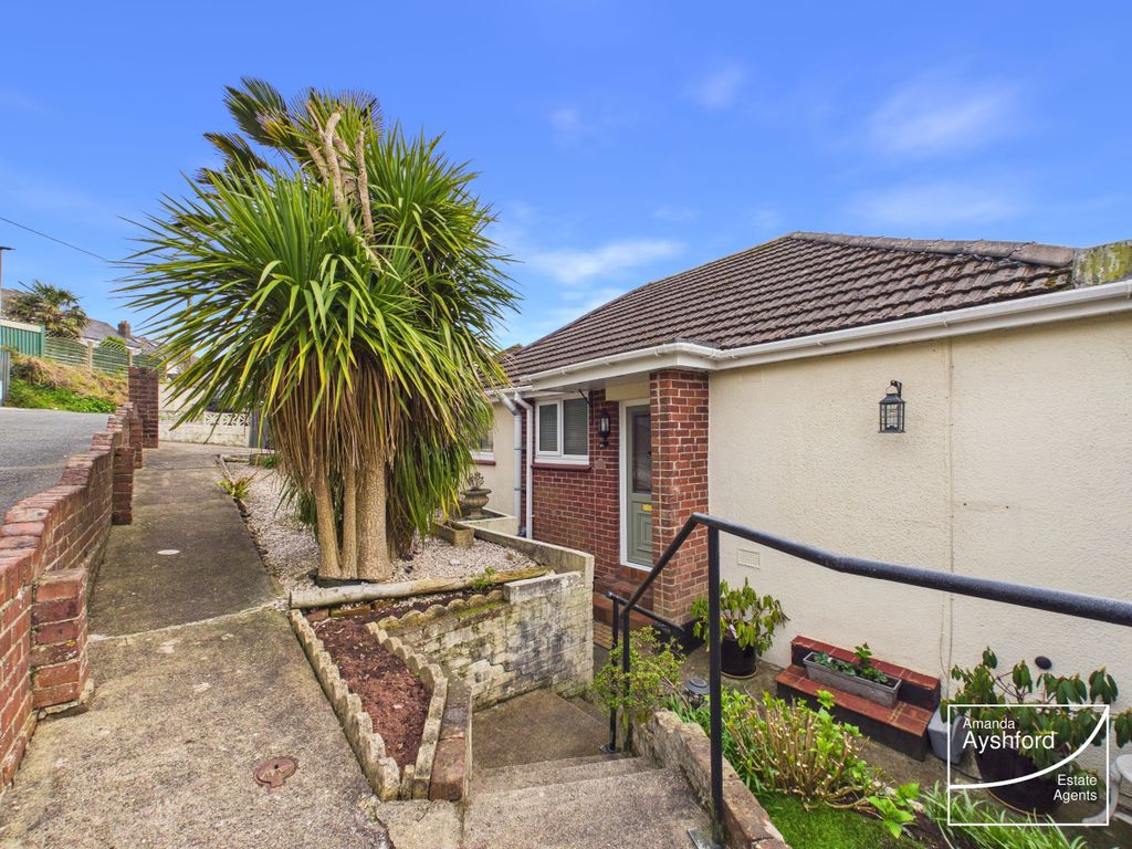 Property photo 2 of 31