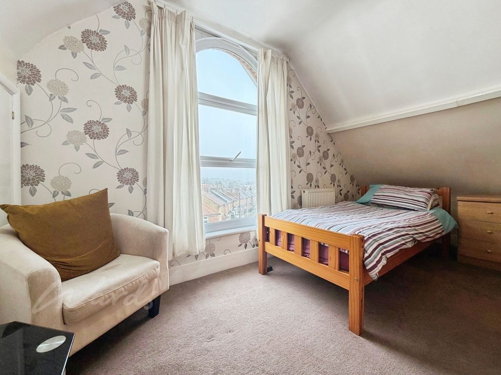 Property photo 1 of 4 Margate 50 Bed Use