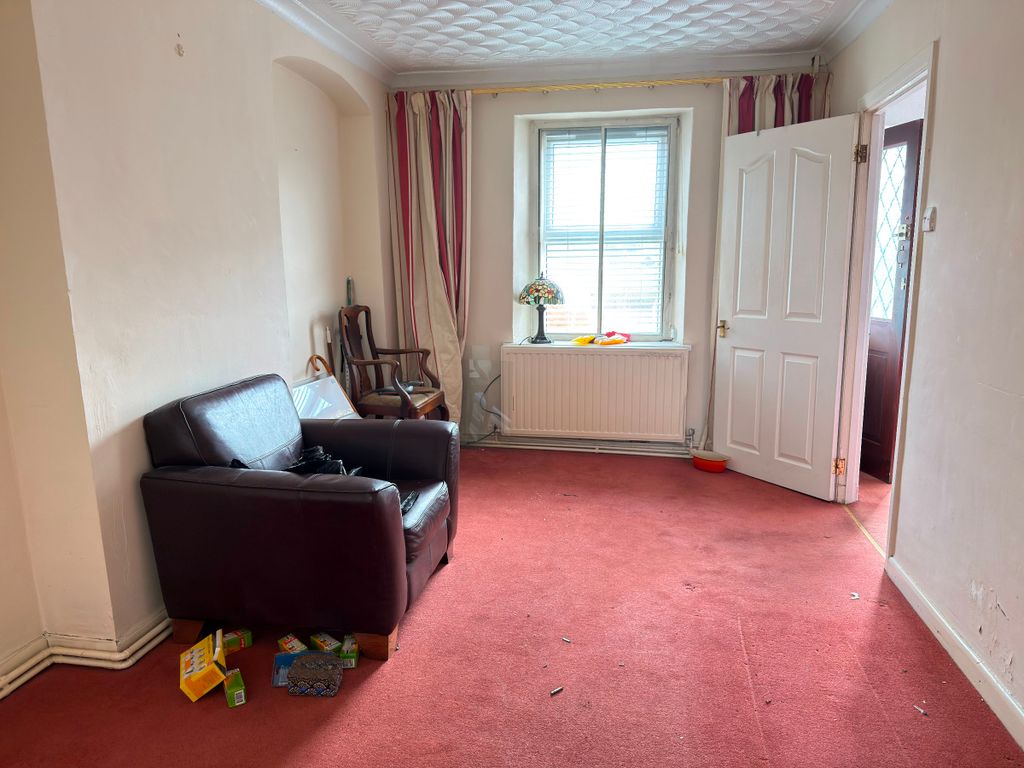 Property photo 3 of 23