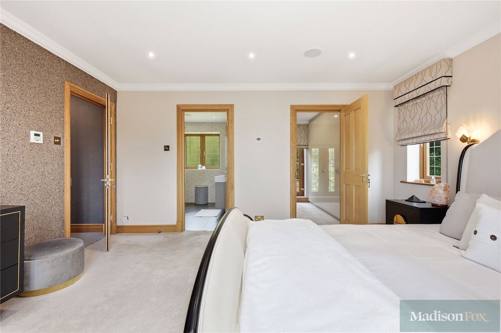 Additional image 24 of 5 bed detached house for saleWest View, Loughton, Essex IG10
