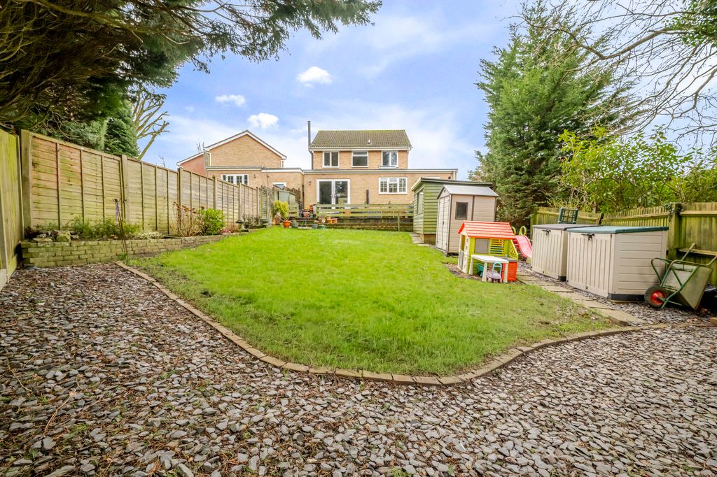 Property photo 2 of 15 Photo 3