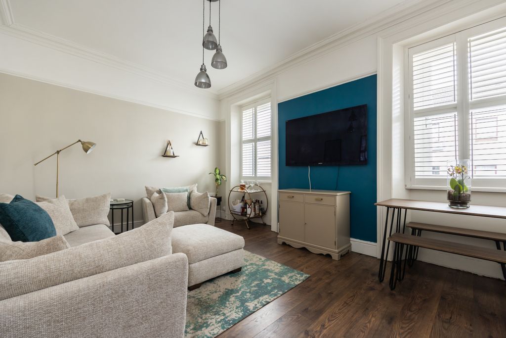 Additional image 6 of 2 bed flat for sale66 High Street, Bonnyrigg EH19