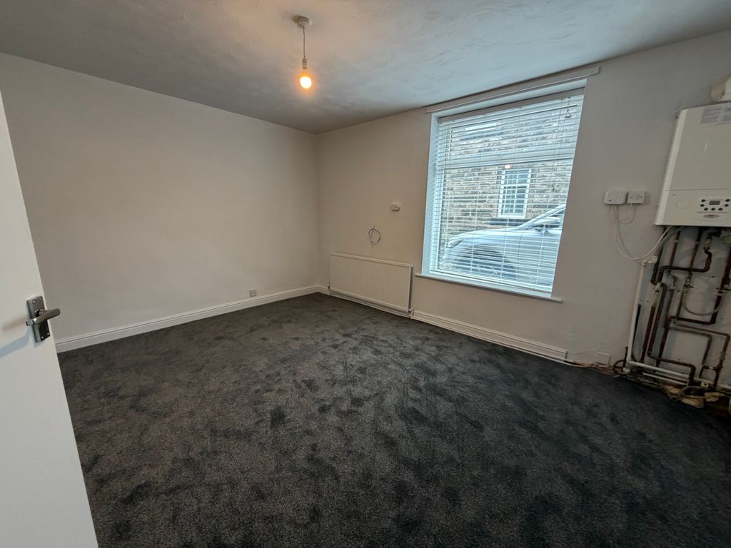 Property photo 3 of 13 Bedroom
