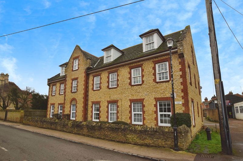 Property photo 1 of 22 Main Building