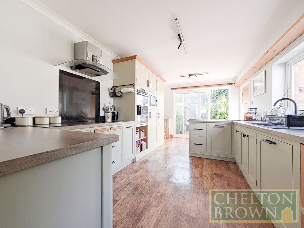 Property photo 3 of 51 Kitchen/Breakfast