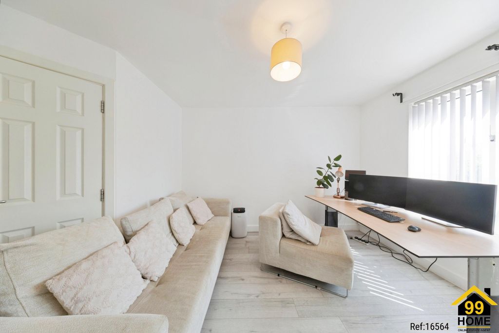 Property photo 2 of 20 Photo 1