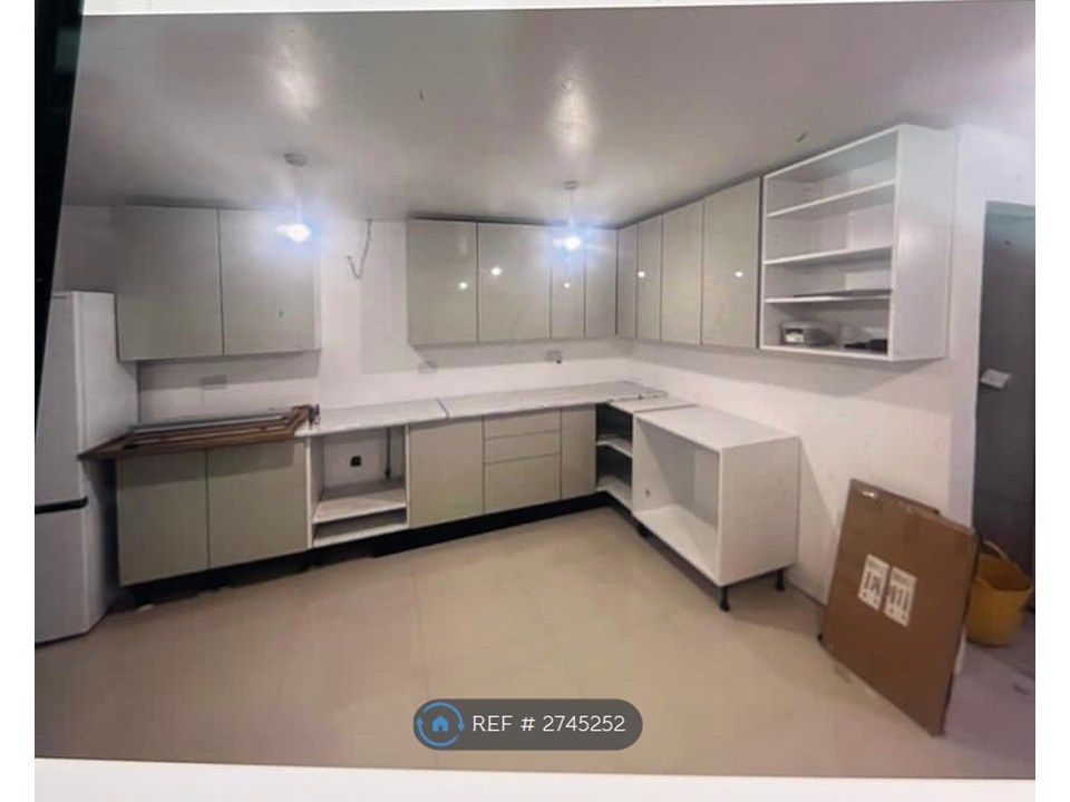 Property photo 1 of 18 Open Plan Living Space