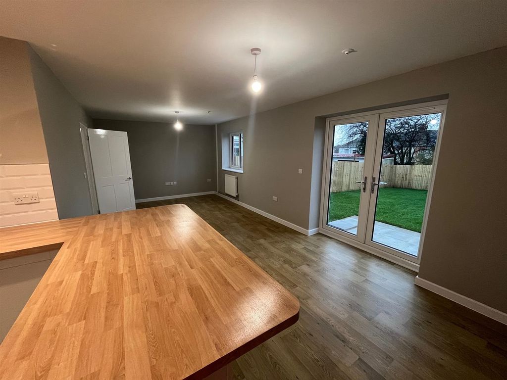 Property photo 2 of 8 Img_5775.Jpg