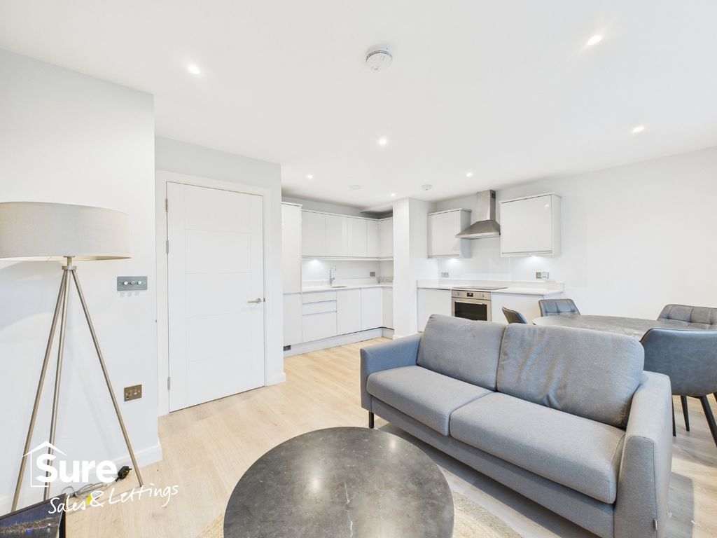 Property photo 1 of 17 4621480