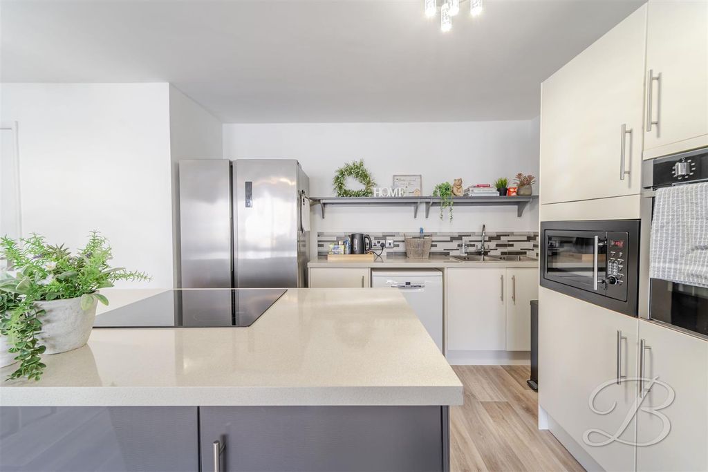 Property photo 2 of 48 Ccltd-40.Jpg