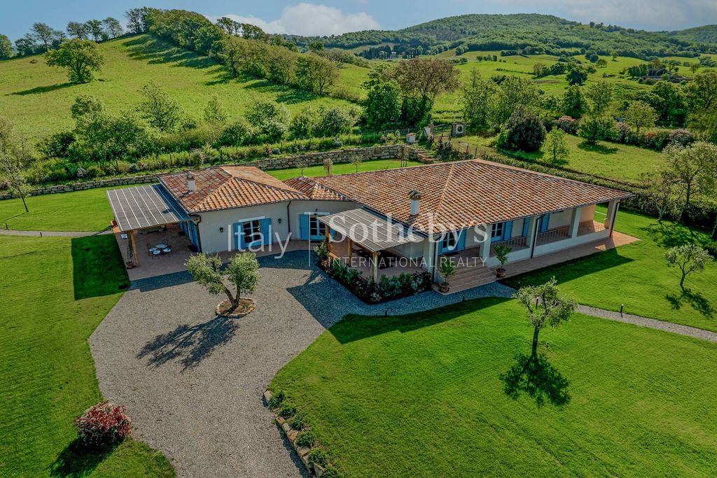 Property photo 2 of 34
