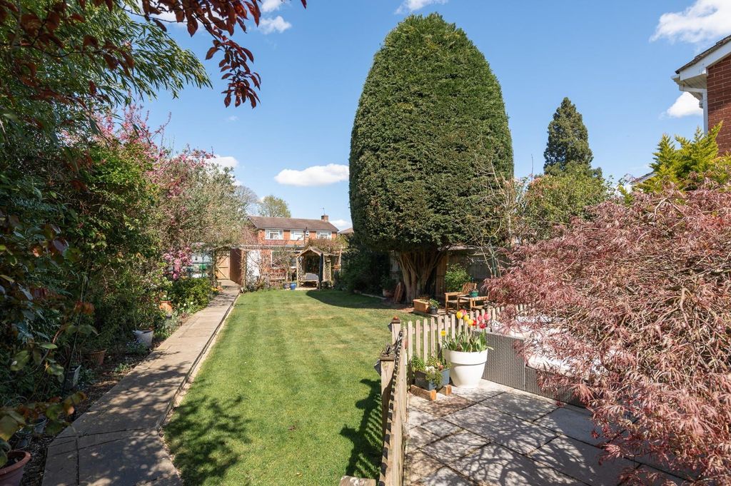 Property photo 1 of 34