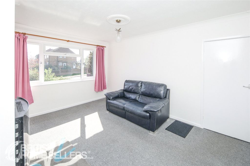 Property photo 3 of 14 Picture No. 14