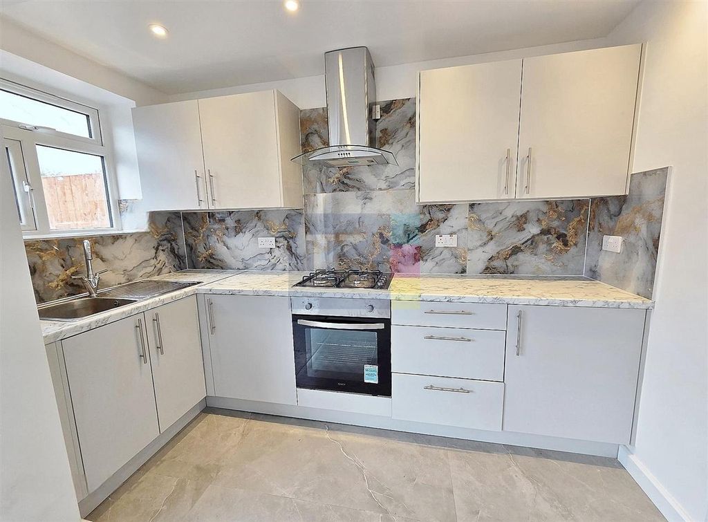 Property photo 1 of 10 Main Picture